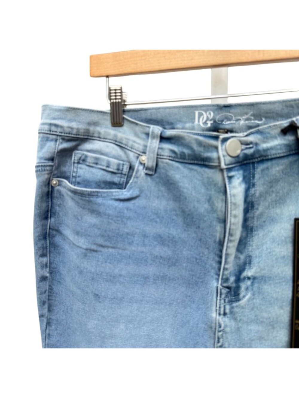 DG2 Dip-Dye Ombre Denim Jeans 16W Womens High Rise Blue Gradient Cotton Casual - Picture 2 of 8